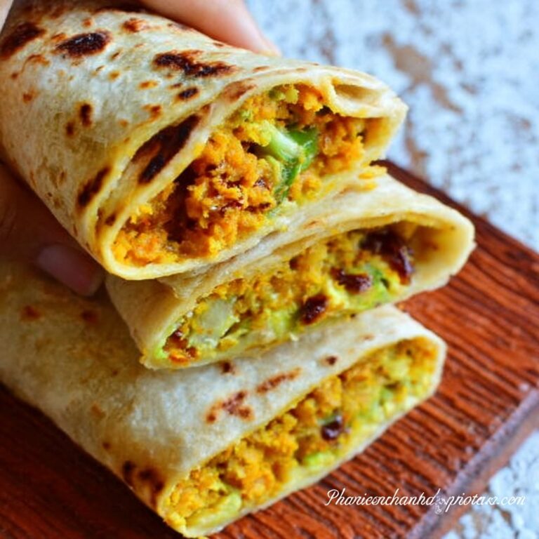Scallion Pancake with Eggs and Spinach Roll-Ups Recipe