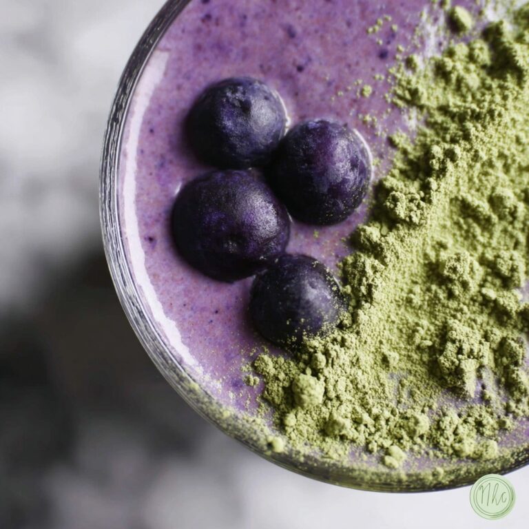 Wild Blueberry Vanilla Matcha Smoothie Recipe