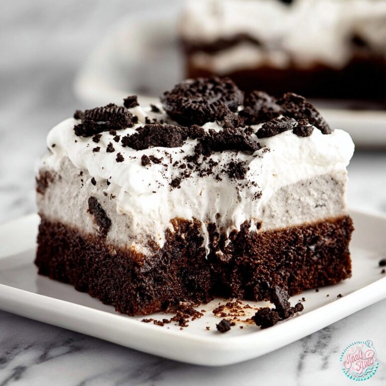 Oreo Pudding Poke Cake Recipe