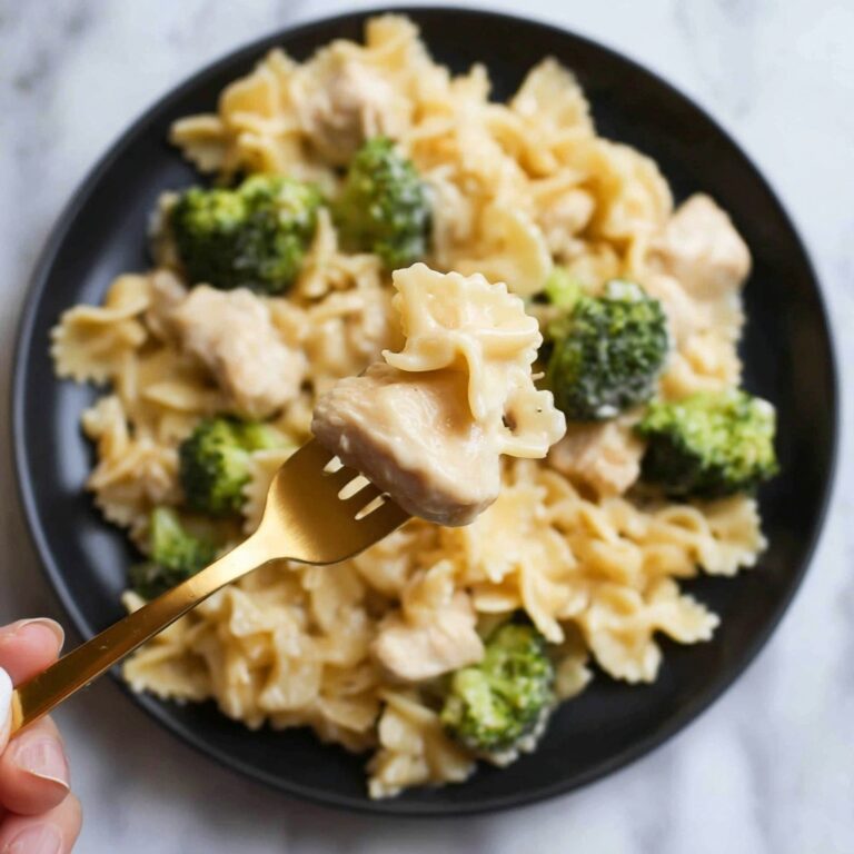 Broccoli Cheddar Noodle Skillet Recipe