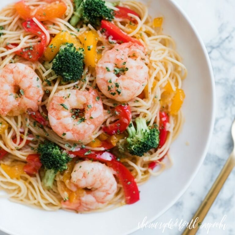 Spicy Shrimp Pasta with Broccoli and Bell Peppers Recipe
